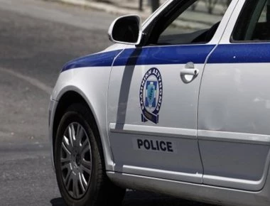 Φρίκη προκαλεί η υπόθεση της 55χρονης: Με τα νύχια τραυμάτιζε βρέφη στα νότια προάστια